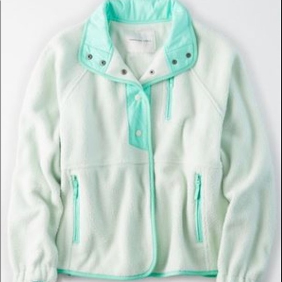 american eagle fleece jacket